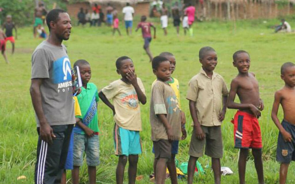 af congo-kids lining up to practice