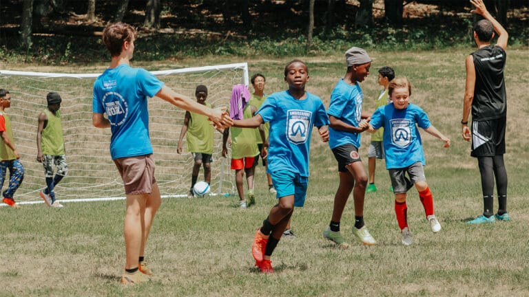 Ambassadors-Sommerfußballcamp in Pittsburgh, Pennsylvania