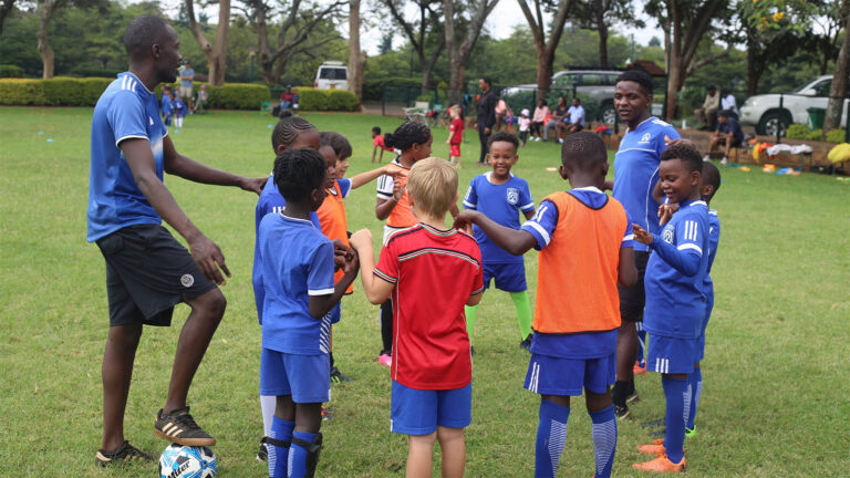 fc rosslyn team huddle